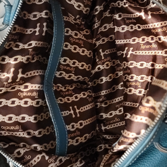 Tignanello Leather Shoulder Bag - Picture 6 of 8